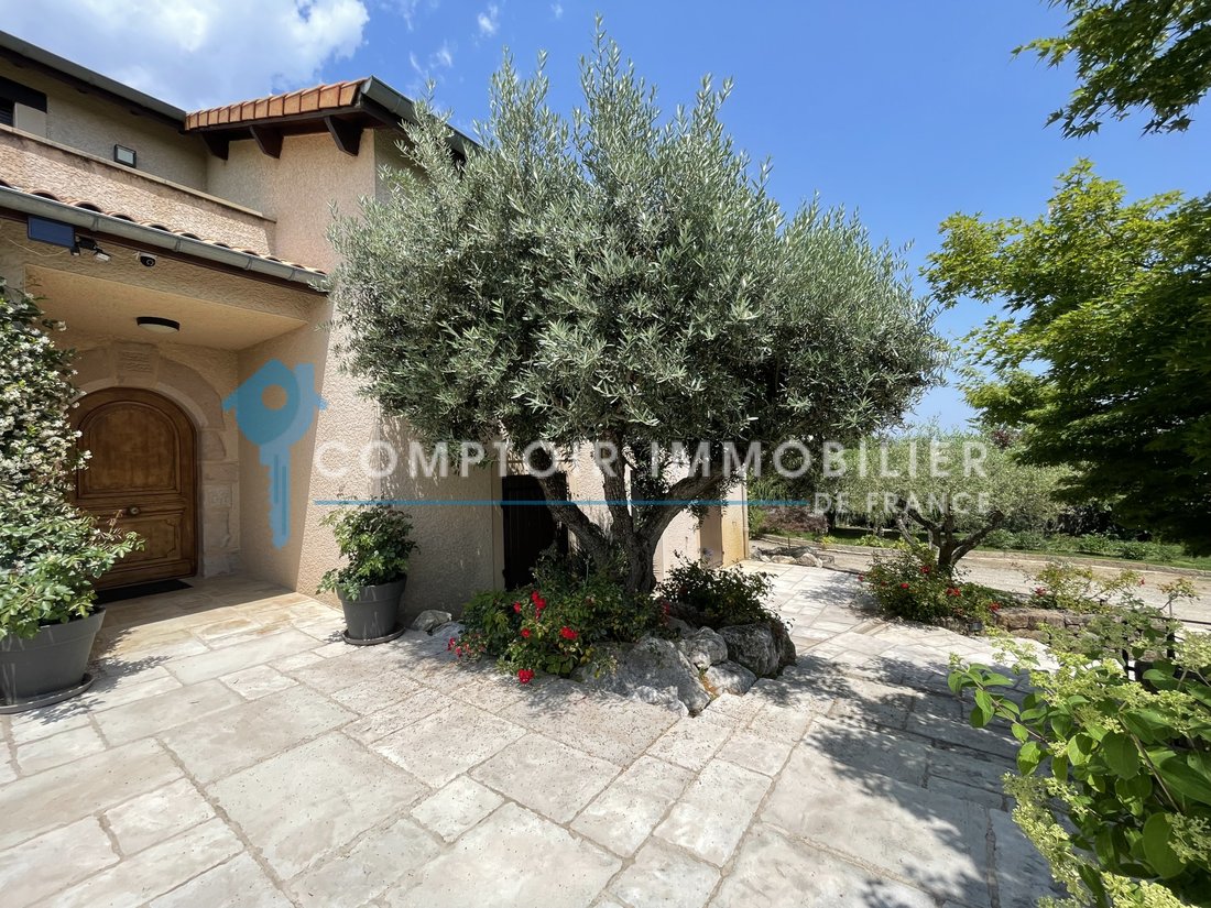 Villa in Annonay, Auvergne-Rhône-Alpes, France 4 - 15921433