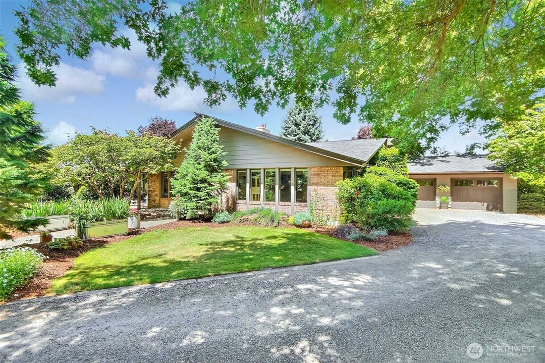 Single Family For Sale In Enumclaw - 1100xxs 