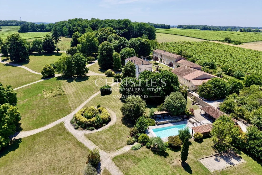 House in Champagne-Vigny, Nouvelle-Aquitaine, France 3 - 15919386