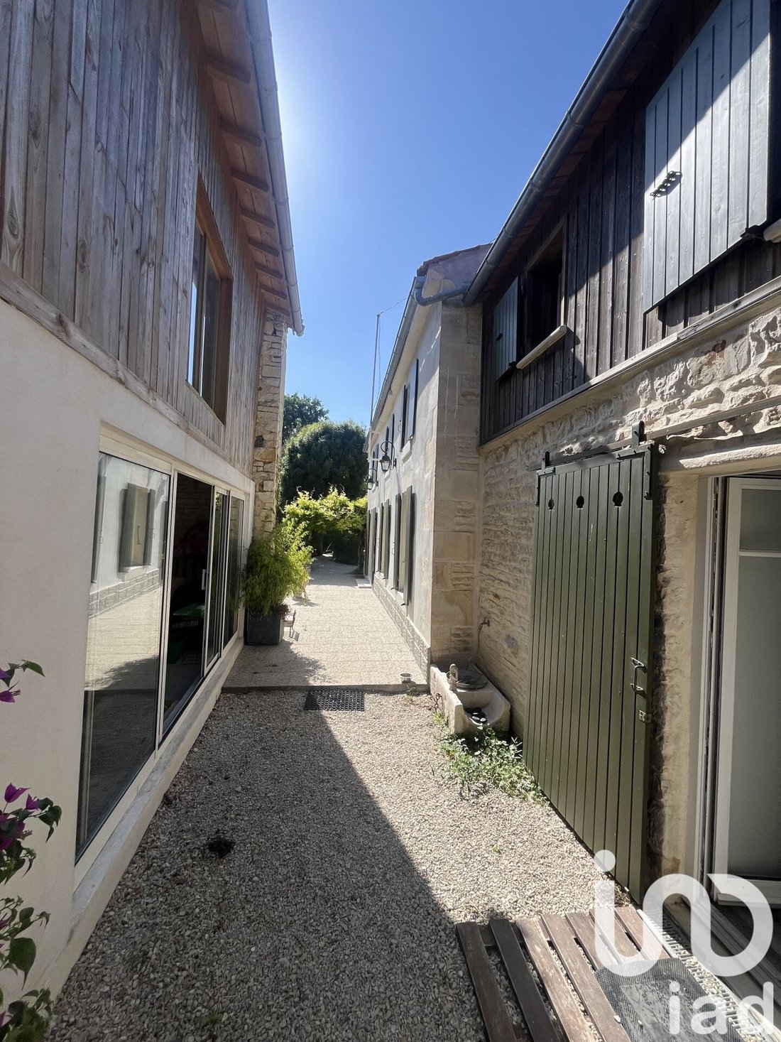 House in Saint-Hilaire-la-Palud, Nouvelle-Aquitaine, France 3 - 15924700