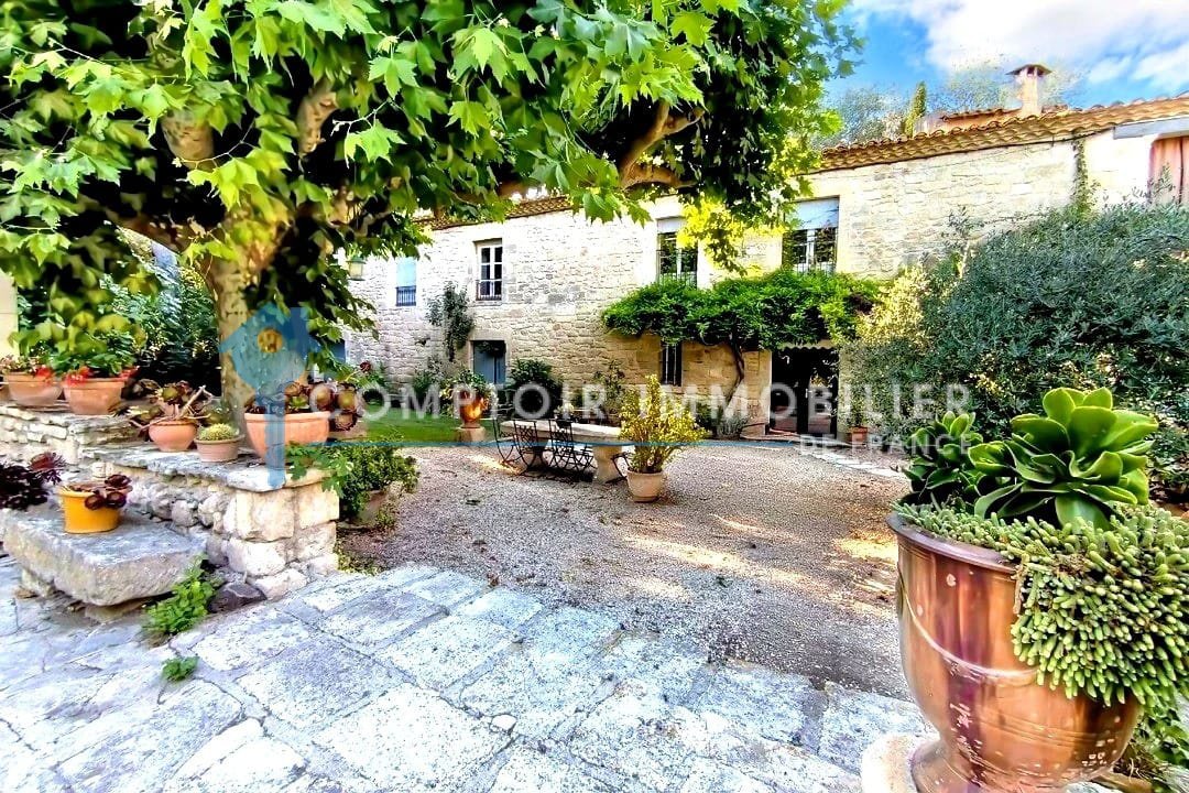 House in La Plaine, Beaucaire, France 2 - 15921447
