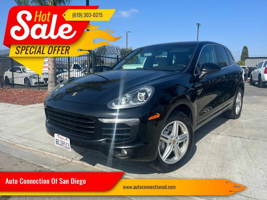 Suv in Spring Valley, CA, United States 1 - 14322858