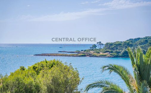 Villa in Antibes, Provence-Alpes-Côte d'Azur, France 1