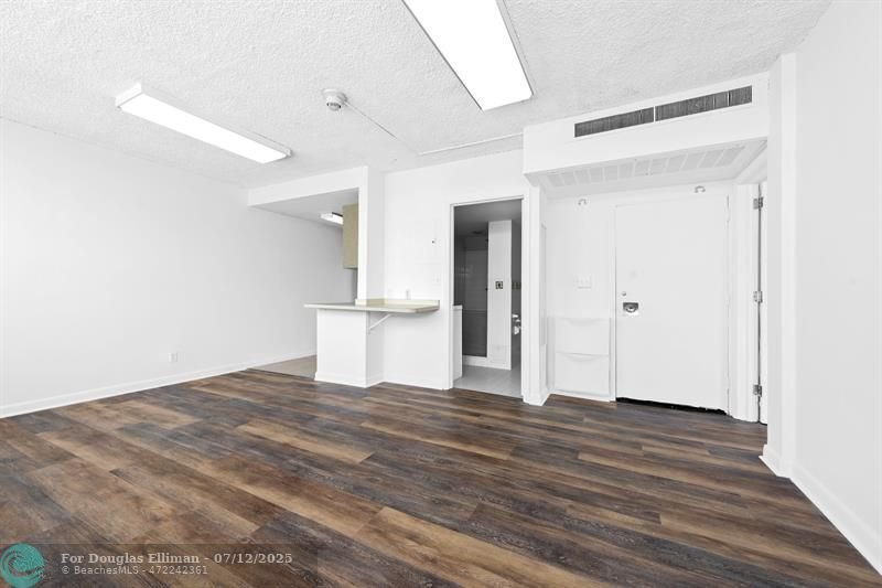 Coop Fort Lauderdale In Fort Lauderdale - 1100xxs 