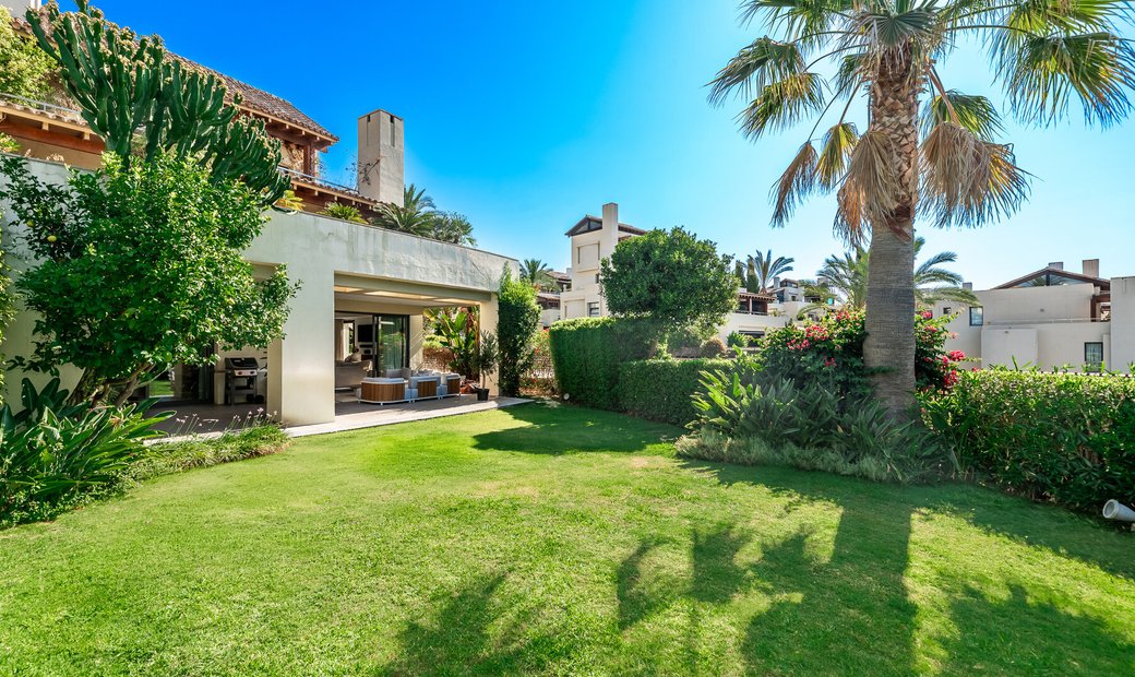 Beautiful view of Luxury Outdoor Apartment
