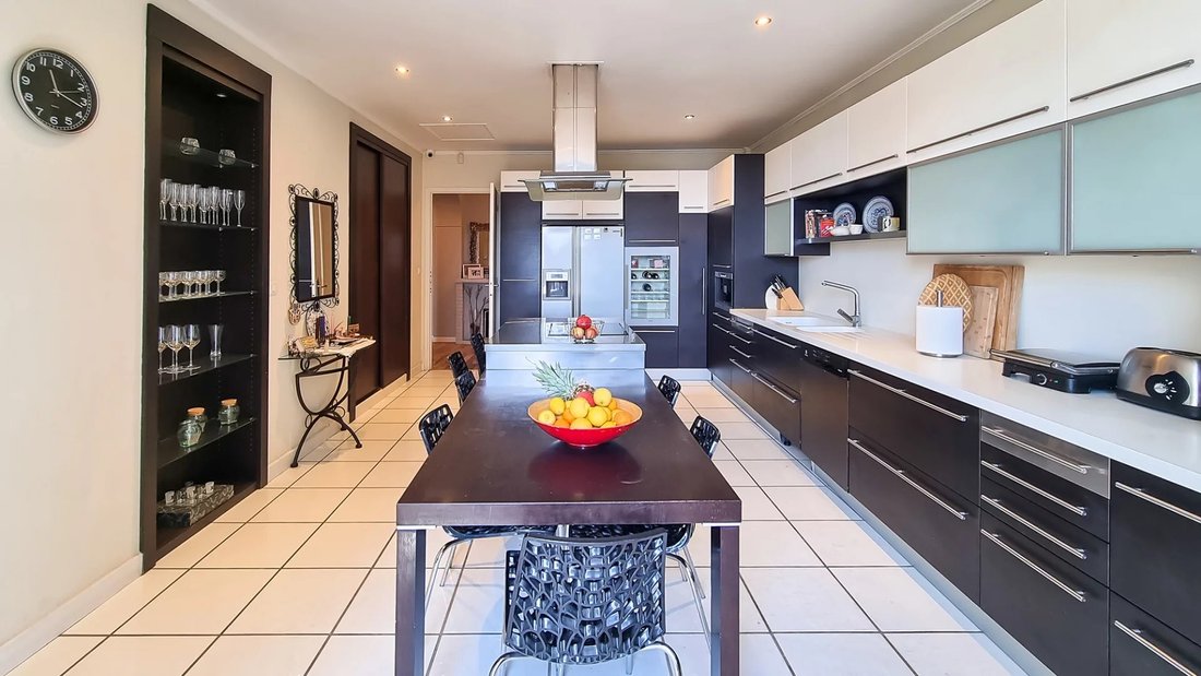 Country House in Mougins, Provence-Alpes-Côte d'Azur, France 5 - 13106965