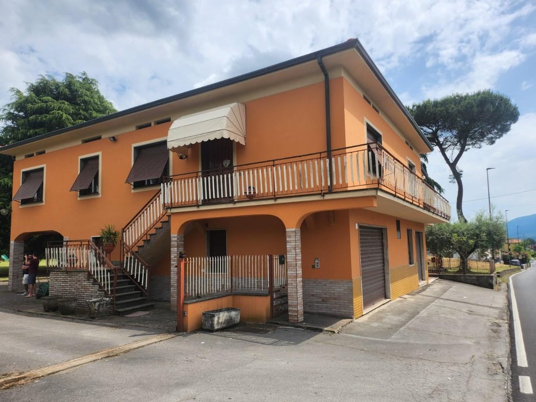 House in Segromigno in Monte, Capannori, Tuscany 1 - 15921338