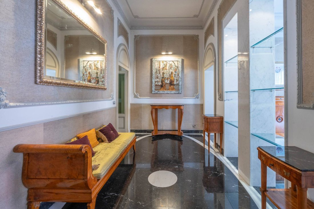 Apartamento en Bari, Apulia, Italia 1 - 14197281