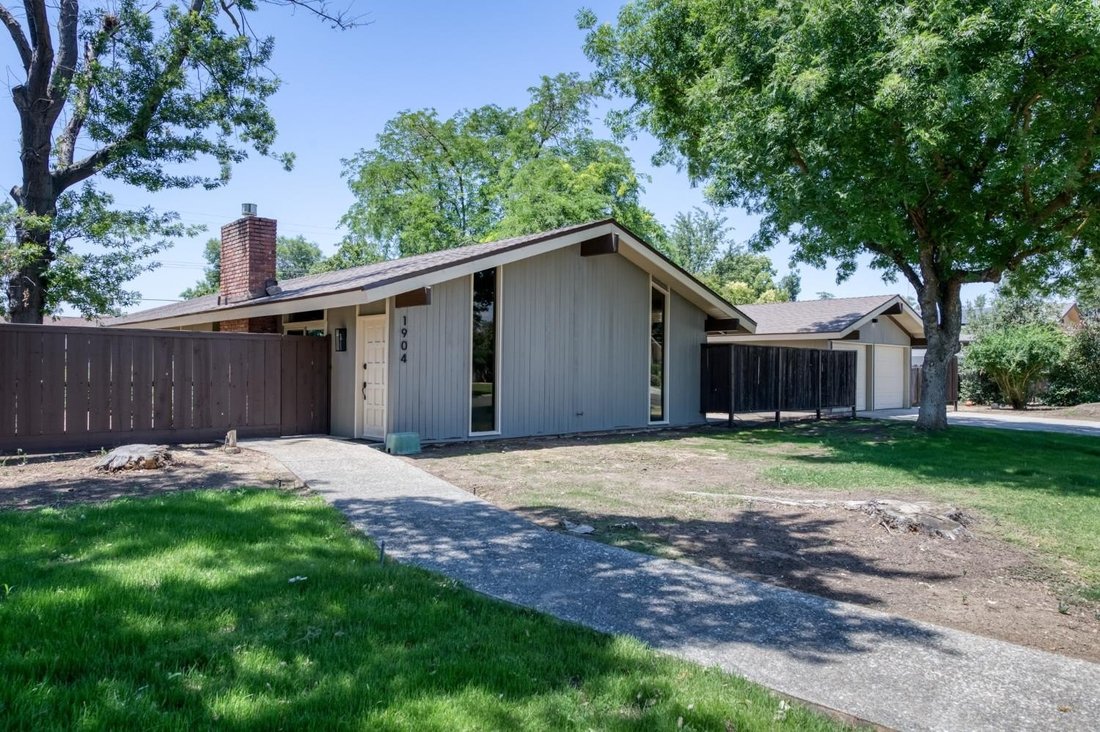 House in Fresno, California, United States 3 - 15923063