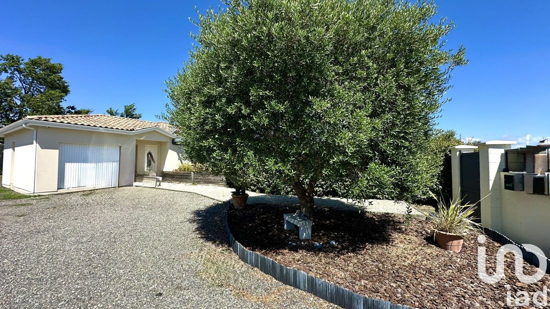 House in Ares, Nouvelle-Aquitaine, France 2 - 15920780