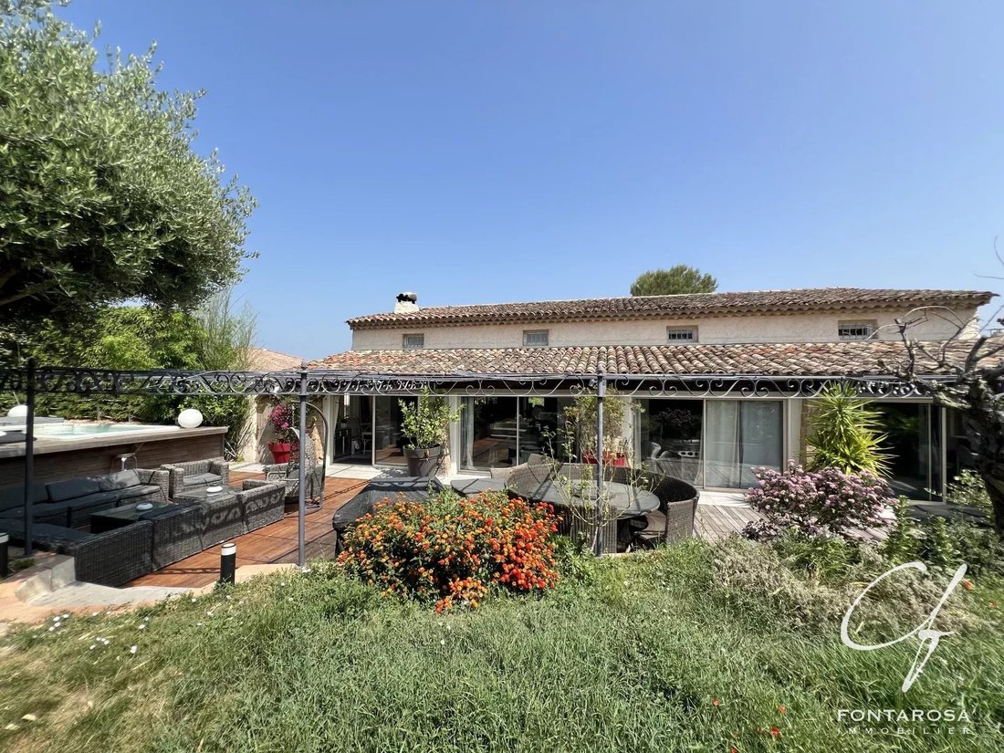 Villa à Saint-Raphaël, Provence-Alpes-Côte d'Azur, France 2 - 15924061