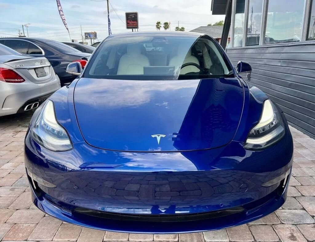Sedan in Tampa, FL, United States 5 - 15820566