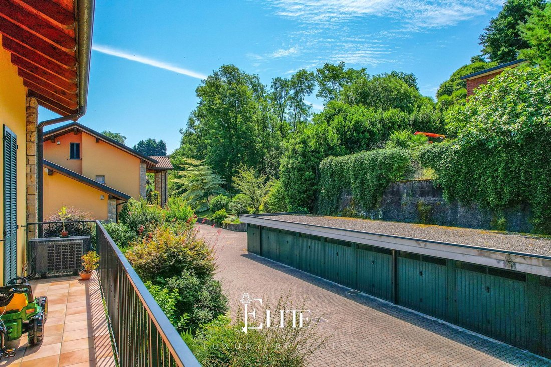 Apartment in Ranco, Lombardy, Lombardy, Italy 5 - 15919201