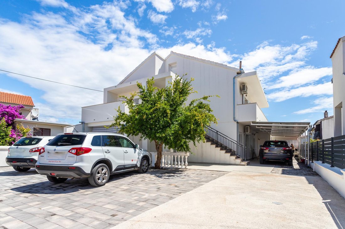 Villa in Vodice, Sibenik-Knin County, Croatia 1 - 15924915