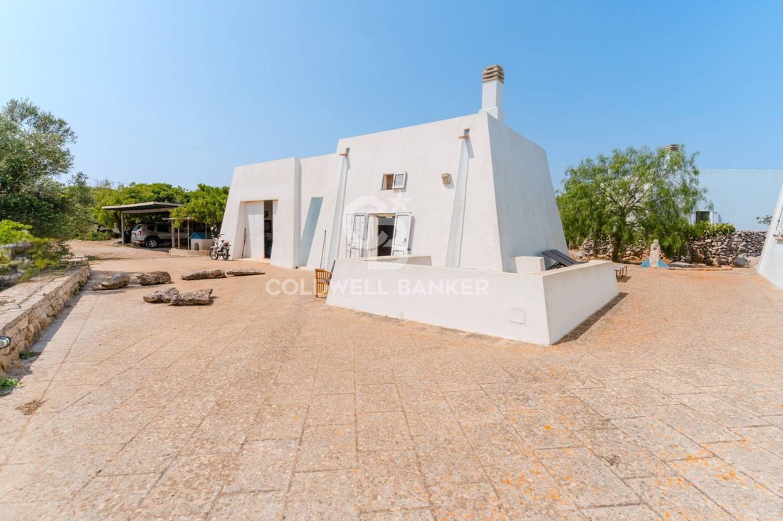 Villa in Salve, Apulia, Italy 2 - 15921791