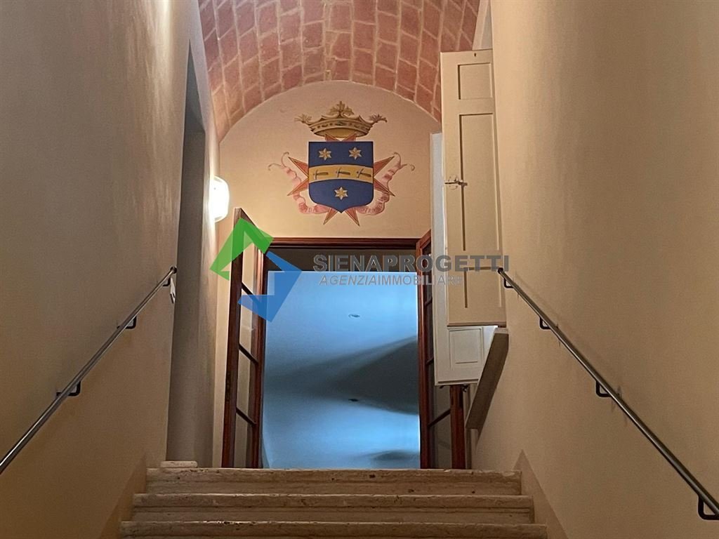Villa in Scacciapensieri - Vico Alto, Siena, Tuscany 2 - 15921078