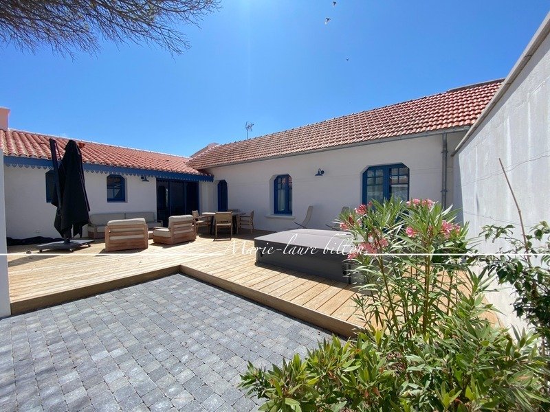 House in Croix de Vie, Saint-Gilles-Croix-de-Vie, France 1 - 15921430