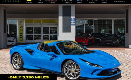 Ferrari F8 Spider in Naples, fl 1