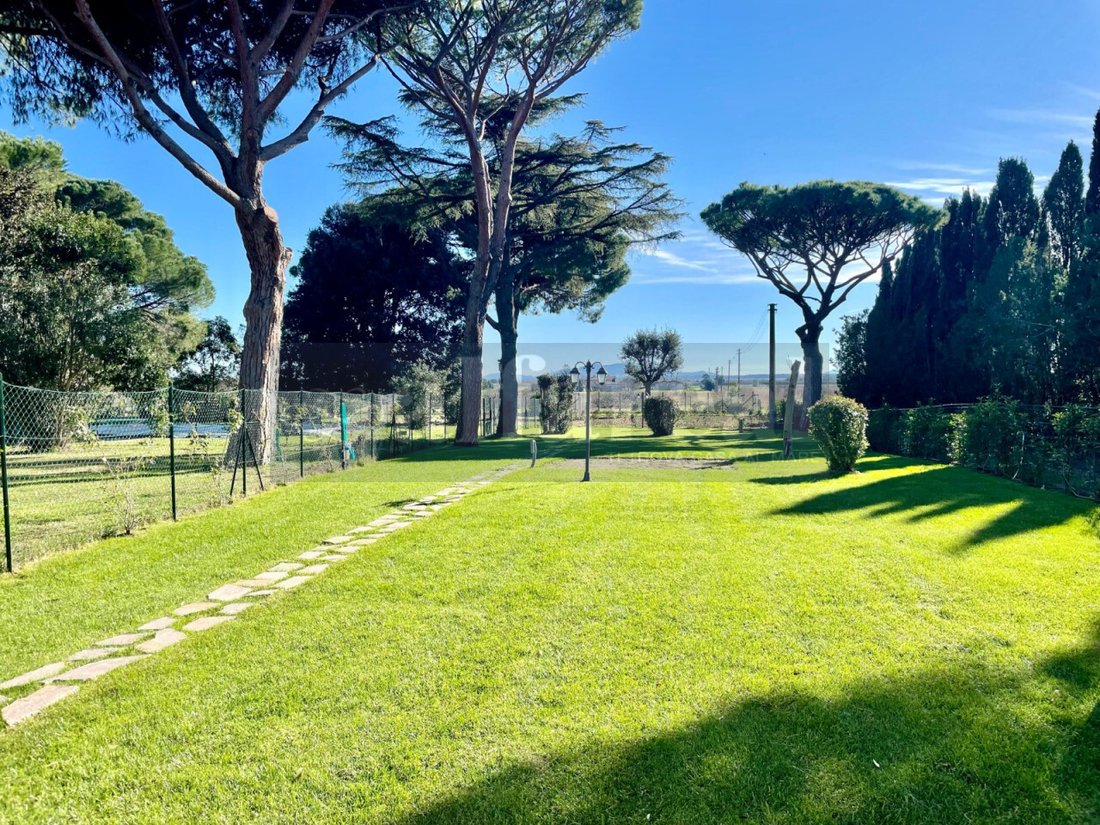 Apartment in Tirli-Vetulonia-Buriano, Castiglione della Pescaia, Tuscany 4 - 15923857