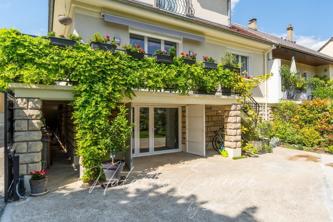 Casa en Chatou, Isla de Francia, Francia 2 - 15871444