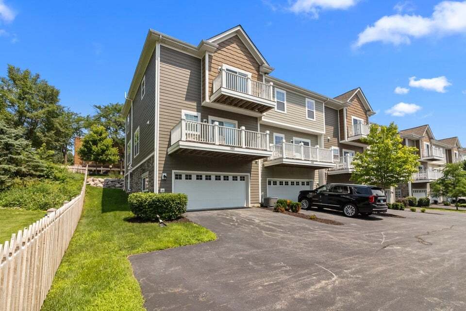 View of Condominium Fontana In Fontana On Geneva Lake, Wisconsin, United States ...