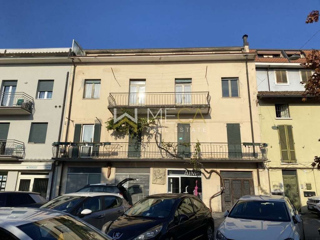House in Salo, Lombardy, Italy 2 - 15921244
