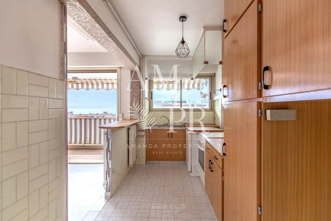 Apartment in Place de Gaulle, Antibes, France 5 - 15925399