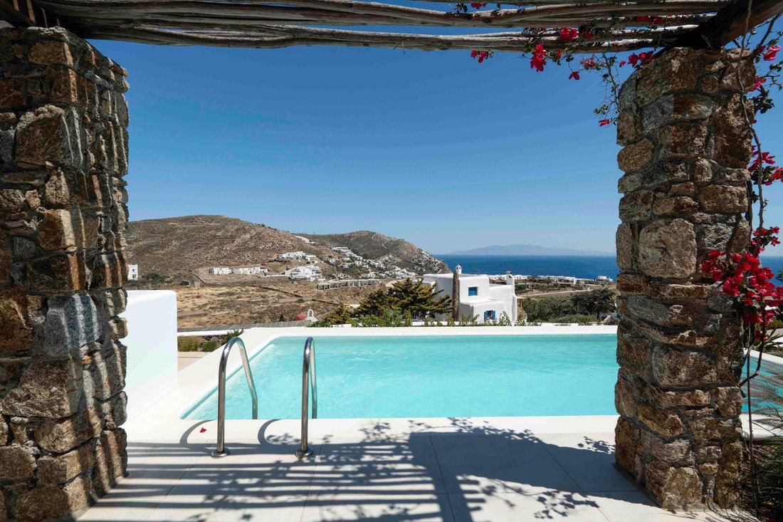 Villa in Ano Mera Community, Aegean, Greece 1 - 15919910