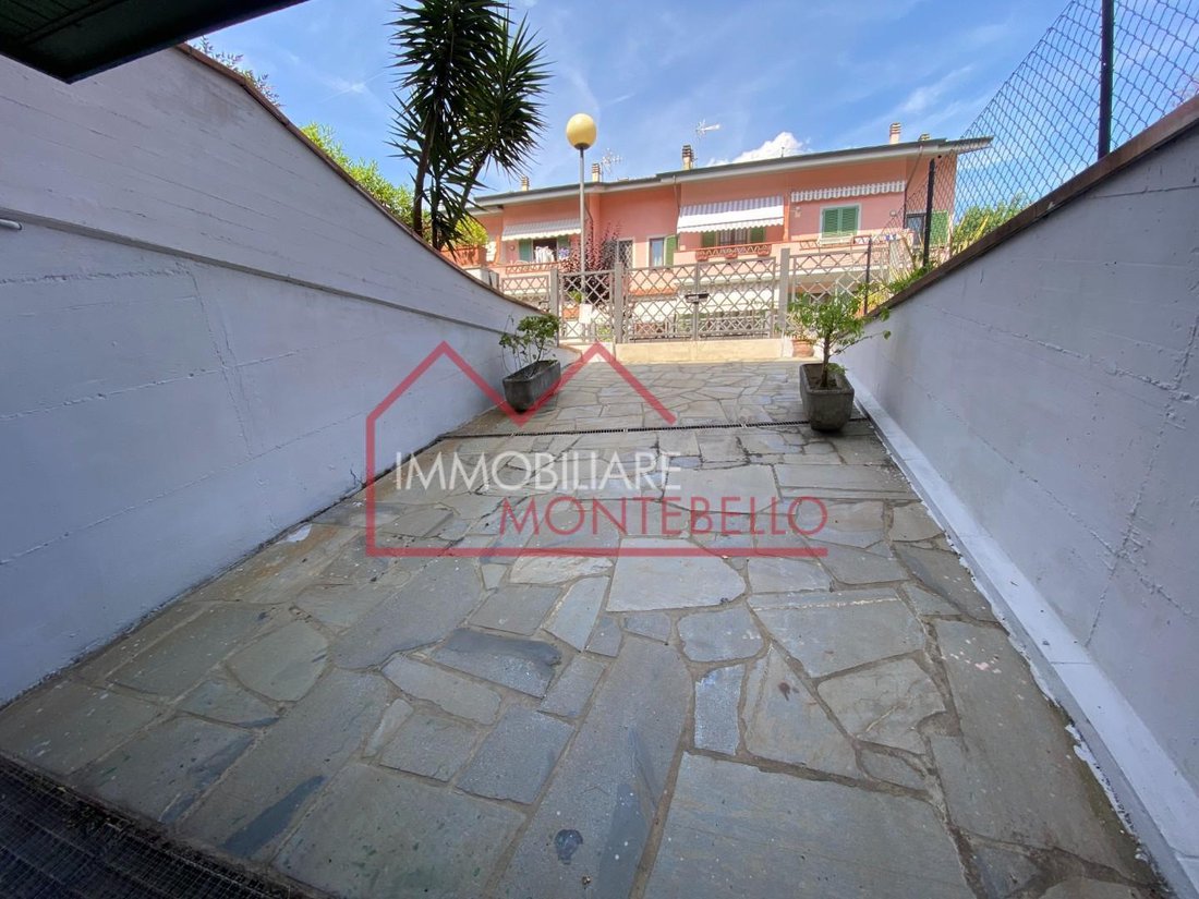Country House in Vittoria Apuana, Forte dei Marmi, Tuscany 3 - 15921330