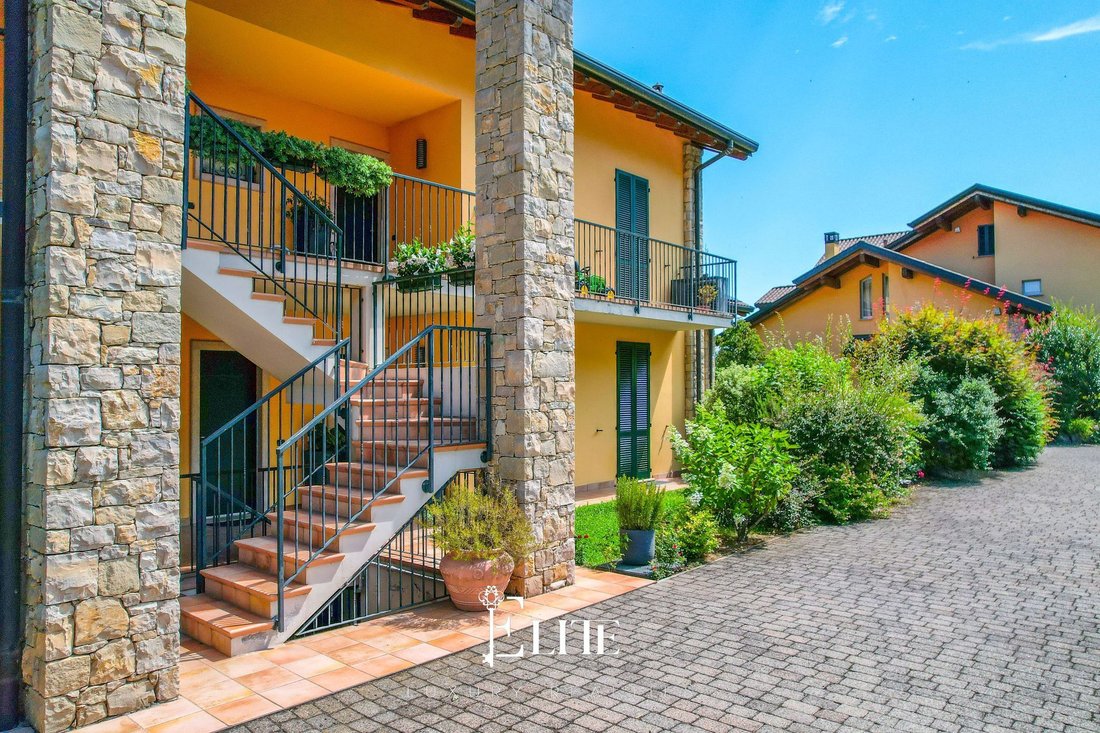 Apartment in Ranco, Lombardy, Lombardy, Italy 4 - 15919201