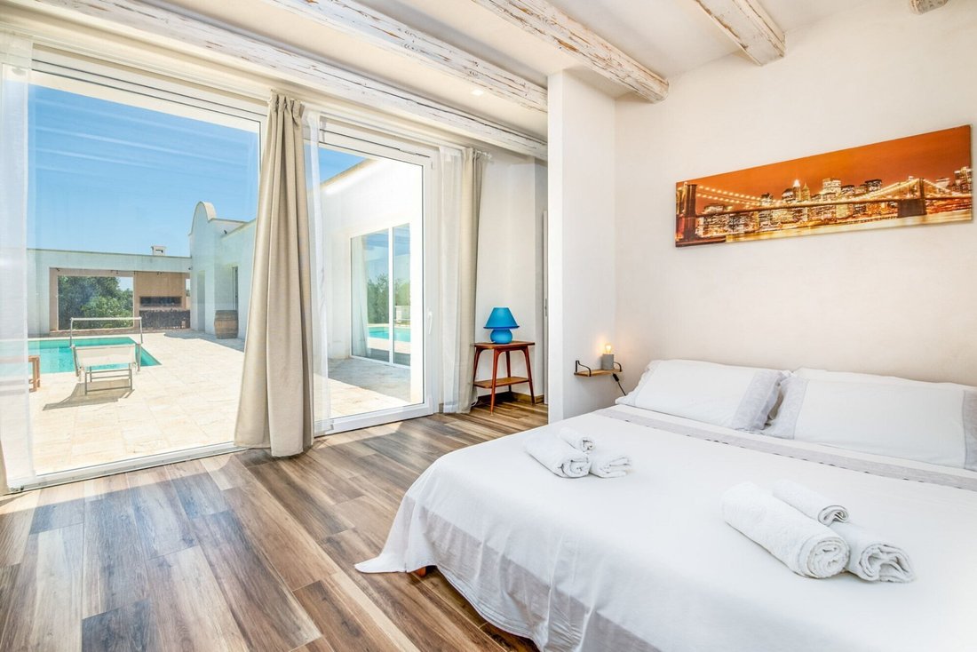 Villa in Carovigno, Apulia, Italy 1 - 15923846