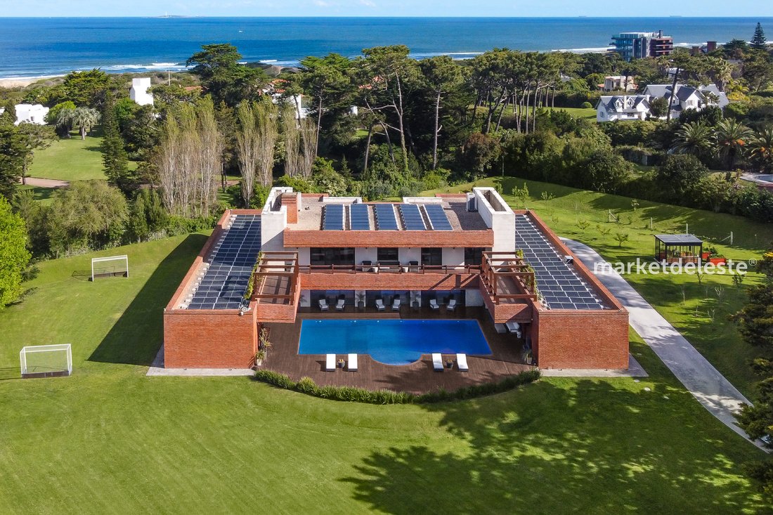 House in Playa Brava, Maldonado Department, Uruguay 2 - 15924685