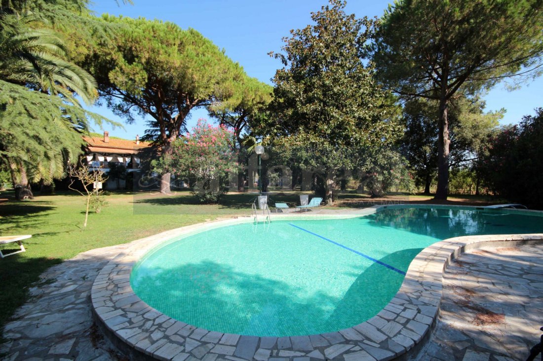 Apartment in Tirli-Vetulonia-Buriano, Castiglione della Pescaia, Tuscany 3 - 15923857