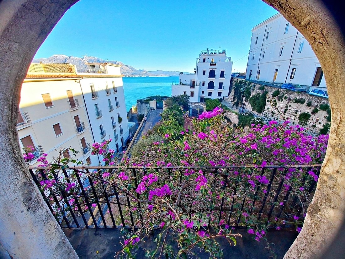 House in Gaeta, Lazio, Italy 4 - 15925930