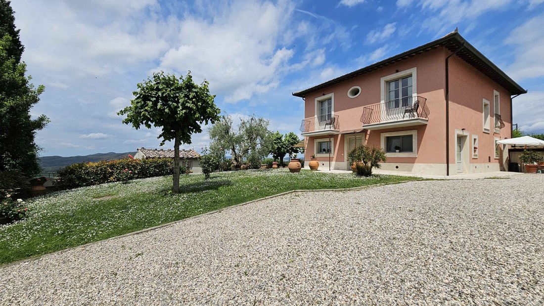 Villa in Casole d'Elsa, Tuscany, Italy 1 - 15927432