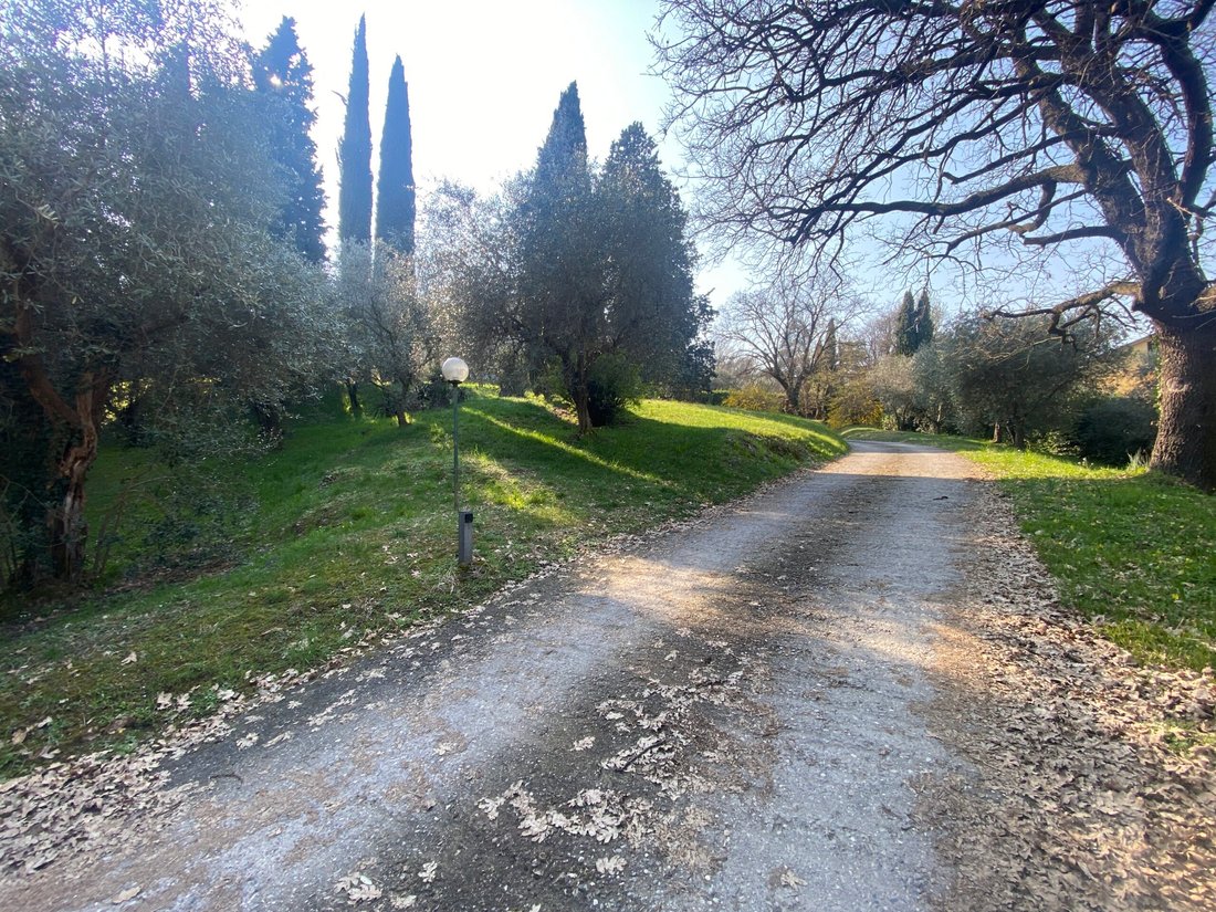 Villa in Iseo, Lombardy, Italy 4 - 15743636