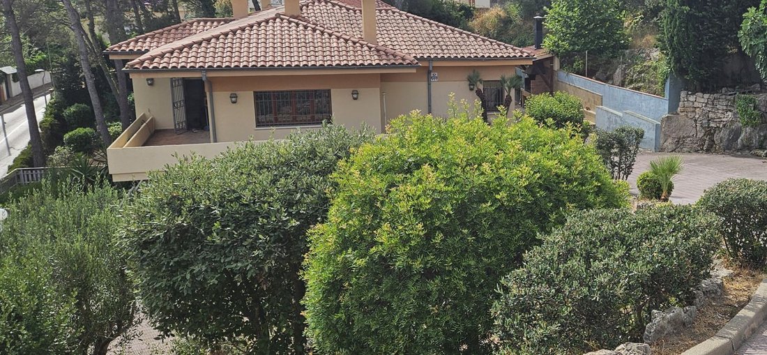 House in Corbera de Llobregat, Catalonia, Spain 5 - 15927348
