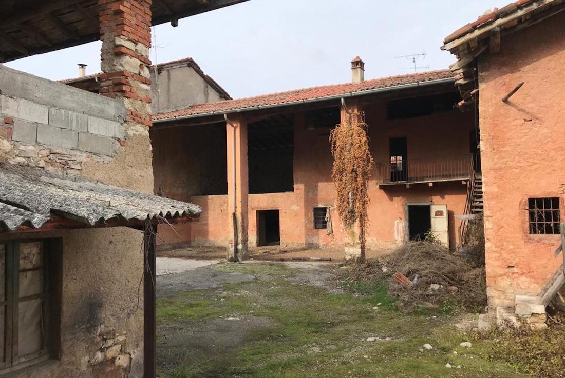 Country House in Gussago, Lombardy, Italy 1 - 15743755