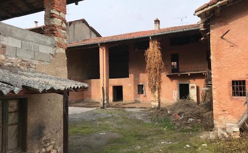 Country House in Gussago, Lombardy, Italy 1