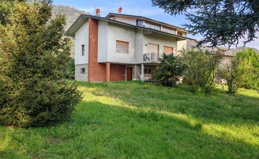 Villa in Nigoline Bonomelli, Lombardy, Italy 1