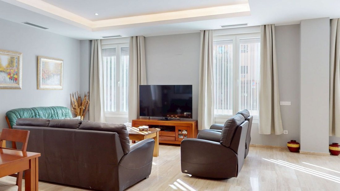 Apartment in Distrito San Pablo-Santa Justa, Seville, Spain 3 - 15927300