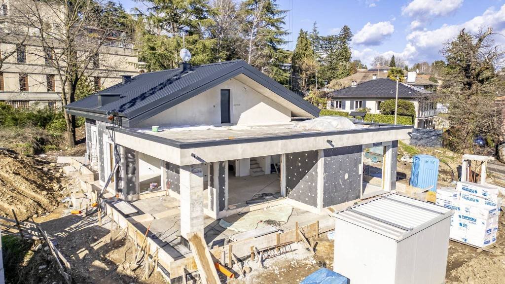 Villa in Montello - Sangallo - Biume, Varese, Lombardy 1 - 15927394