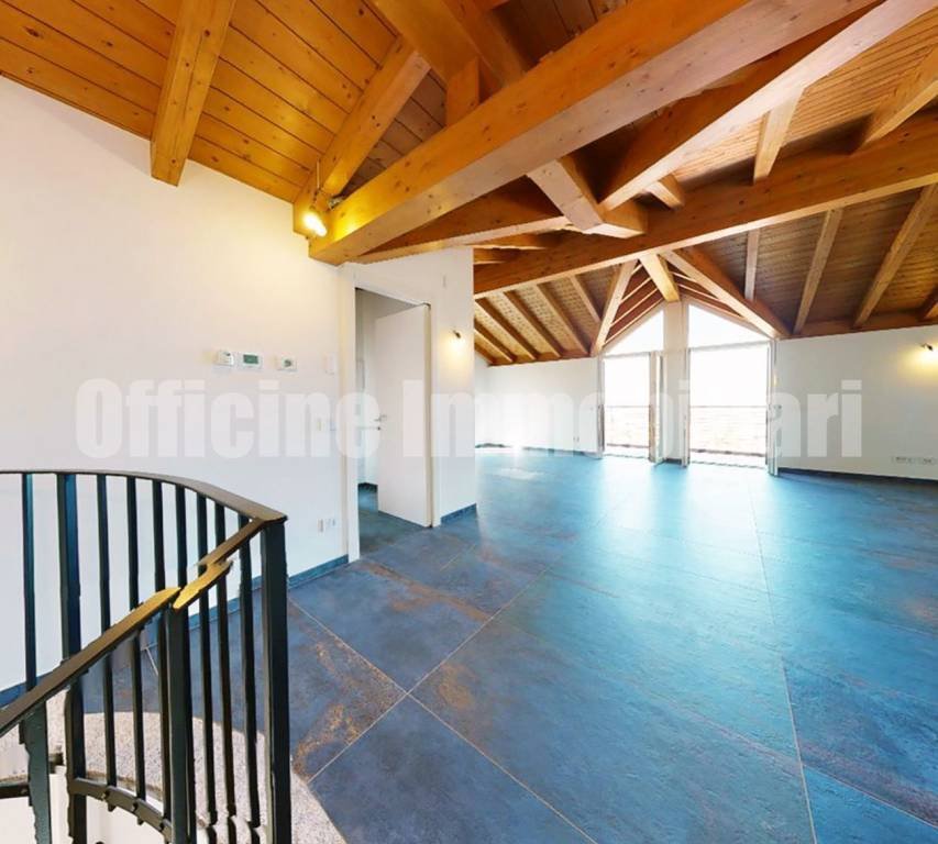 Villa in Gavirate, Lombardy, Italy 4 - 15927408