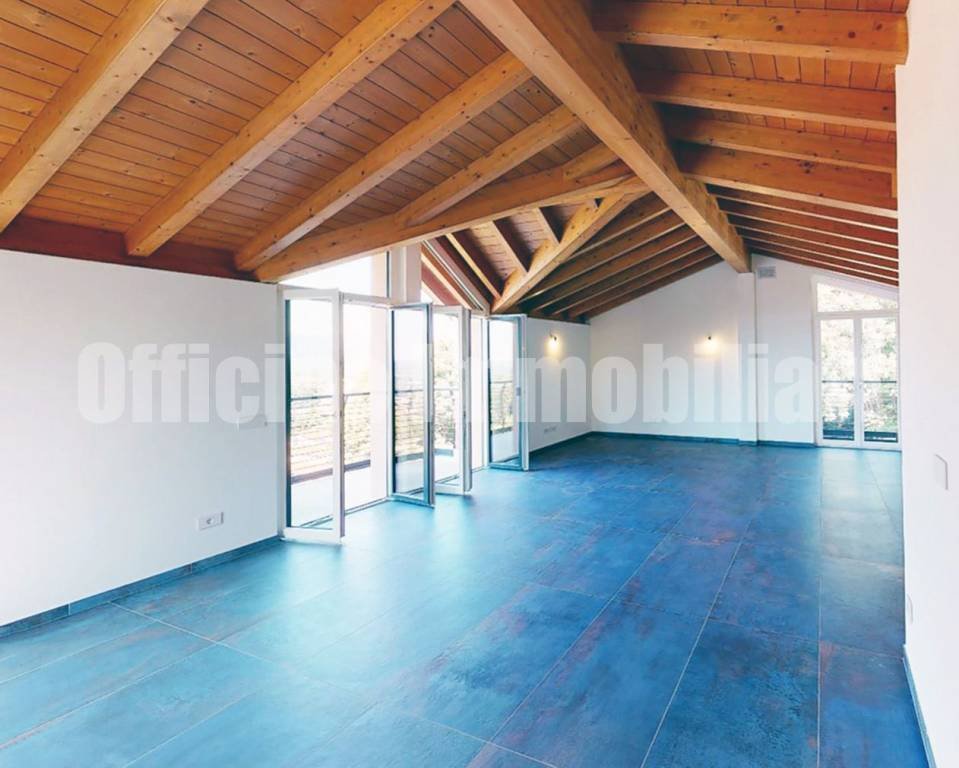 Villa in Gavirate, Lombardy, Italy 2 - 15927408