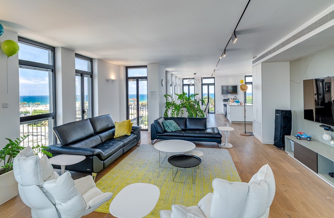 Apartment in Tel Aviv-Yafo, Tel Aviv District, Israel 1 - 15927492