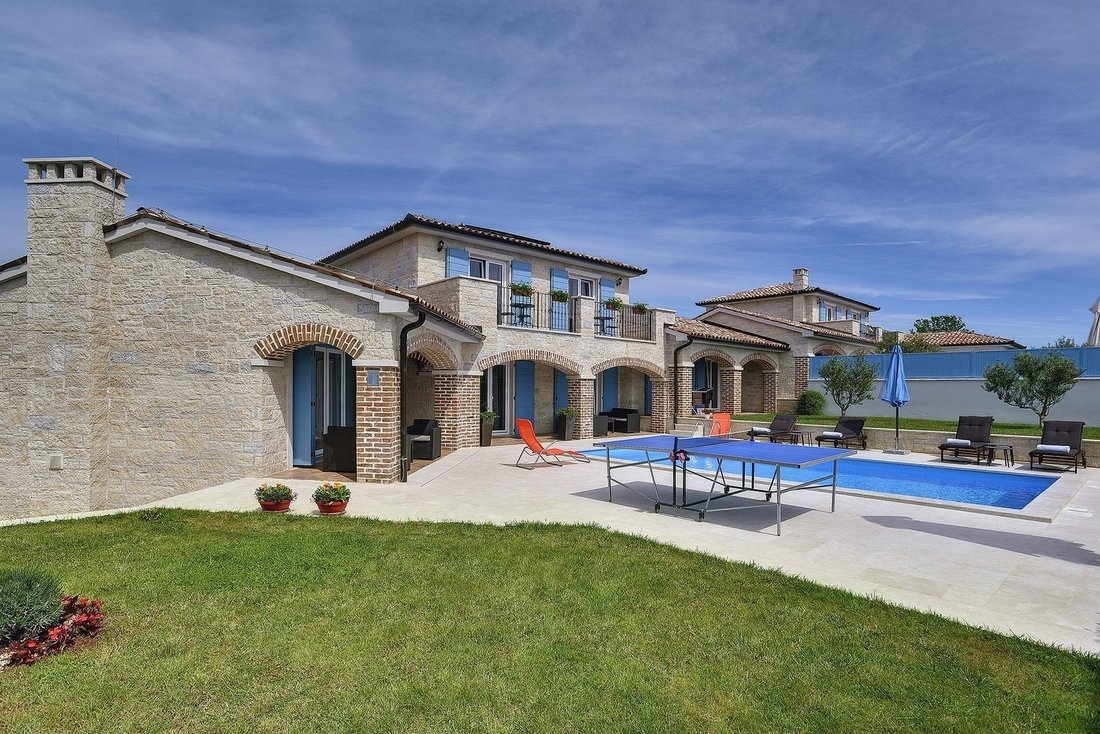 Villa in Medulin, Istria County, Croatia 4 - 15927482