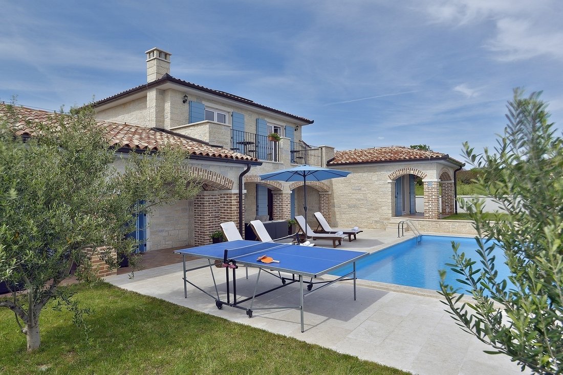Villa in Medulin, Istria County, Croatia 3 - 15927482