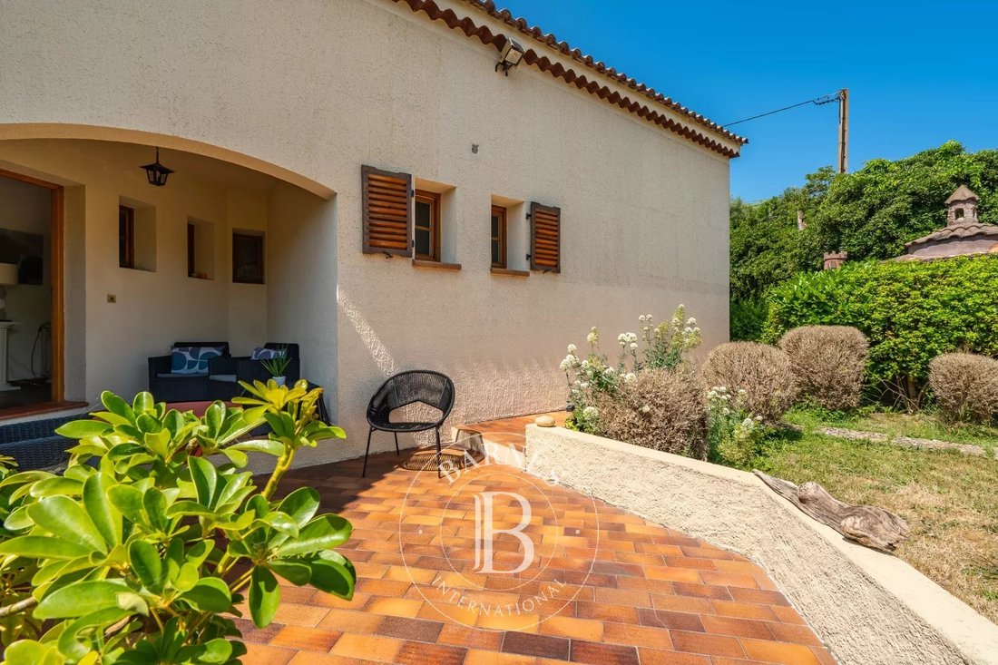 Townhouse in Saint-Florent, Corsica, France 2 - 15927964