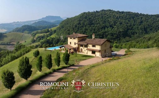 Villa à Canossa, Émilie-Romagne, Italie 1