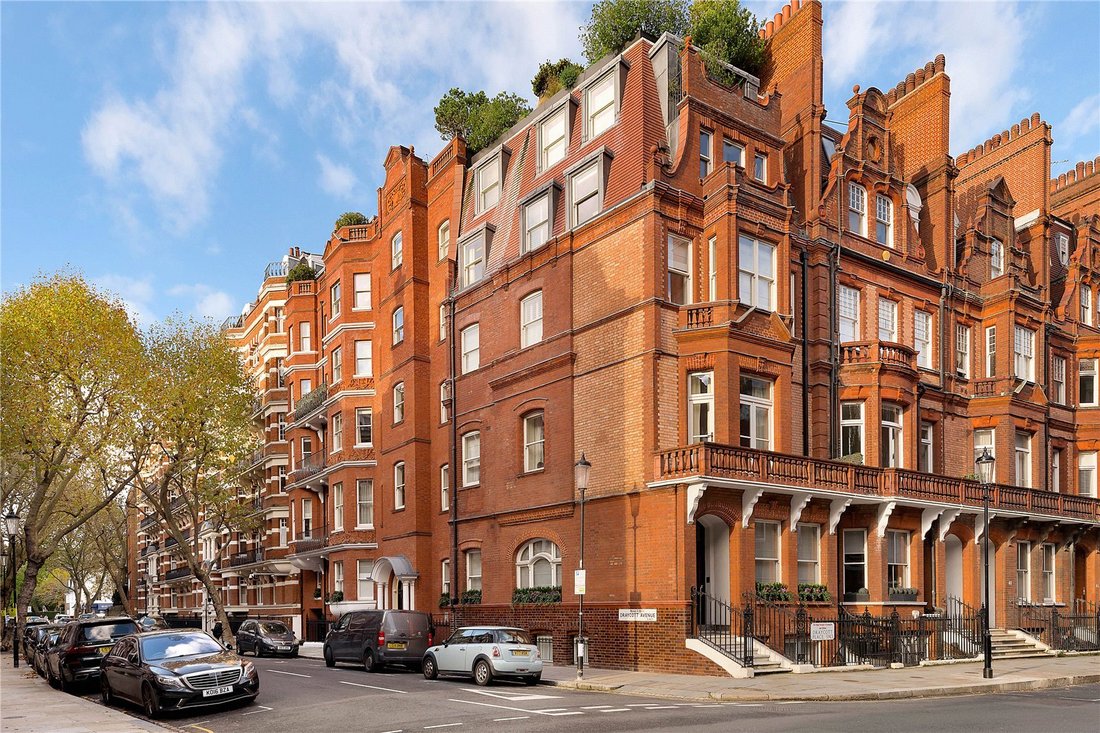 Apartment in Brompton, Kensington And Chelsea, England 4 - 15629874